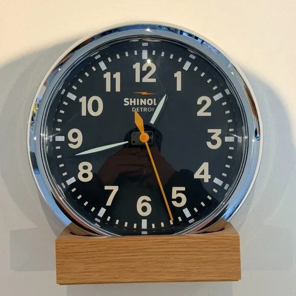 Shinola The Runwell Desk Clock - Picture 2 of 2